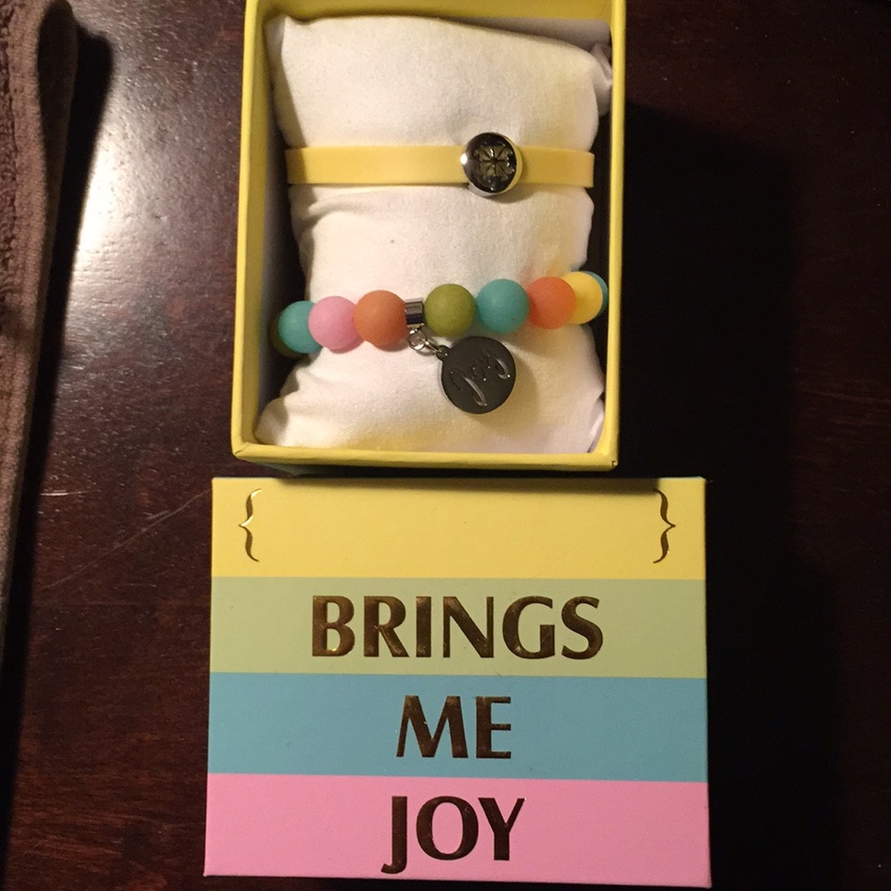 Brings me Joy Rustic cuff